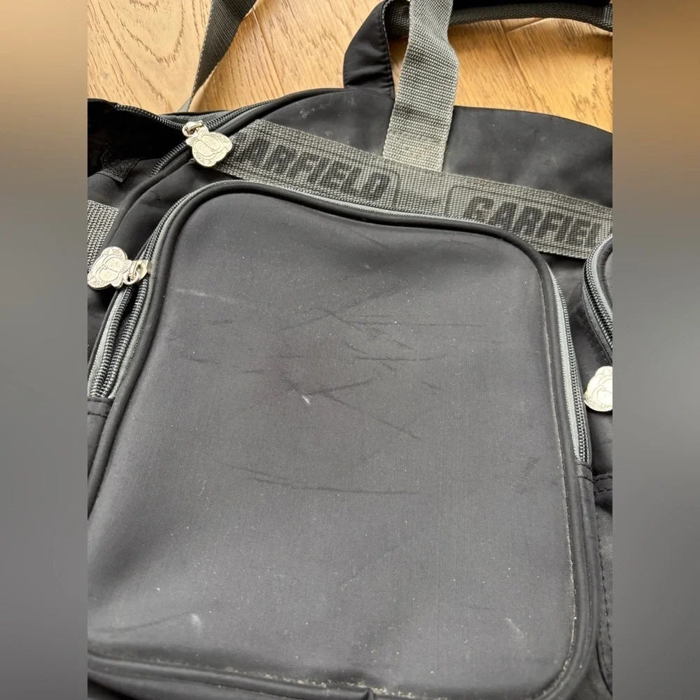 Paws 90’s Garfield duffle bag